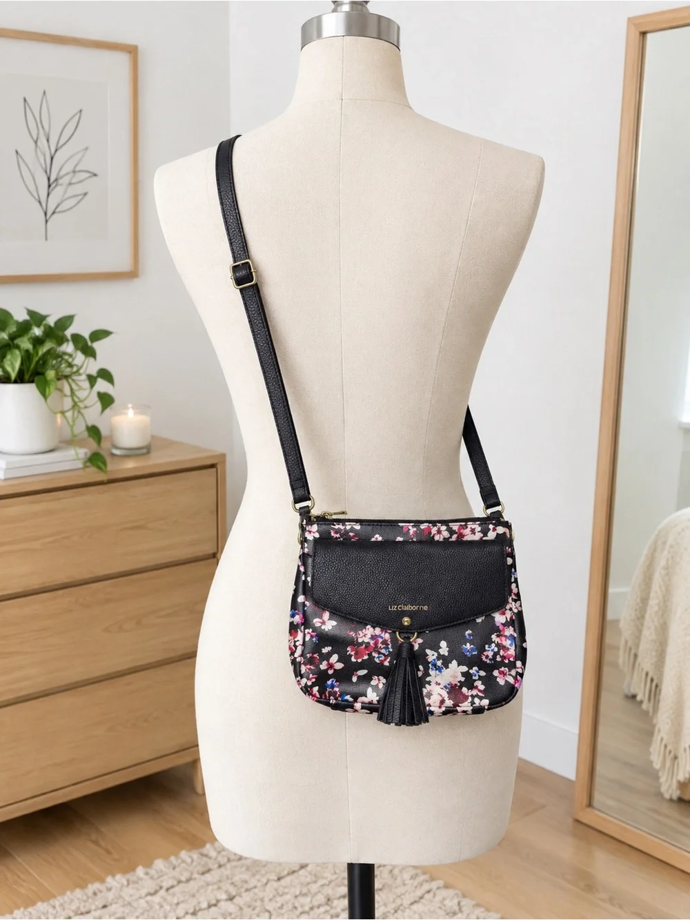 NWT Liz Claiborne Clementine Floral Crossbody Purse